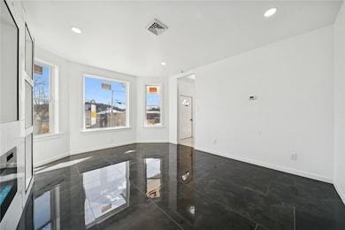 435 N Broadway St, Scottdale, PA 15683 - photo 5