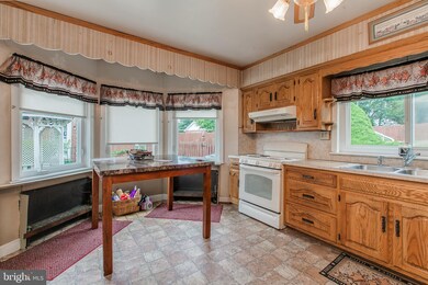 112 Catoctin Ave, Frederick, MD 21701 - photo 6