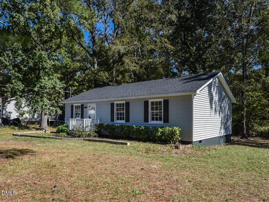 939 Cheves Rd, Zebulon, NC 27597 - photo 5
