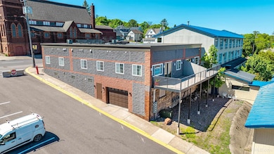 208 E Montezuma Ave, Houghton, MI 49931 - photo 2