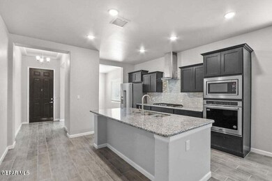 13602 Lawkland St, Horizon City, TX 79928 - photo 7