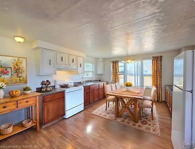 1020 Poplar Ave, Las Animas, CO 81054 - photo 3