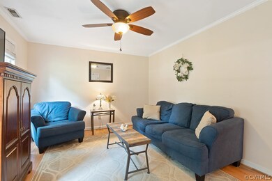Quit elegant living room