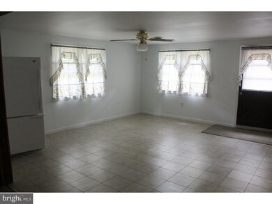 22 Foxchase Rd, Southampton, NJ 08088 - photo 5