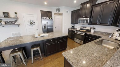 5681 River Shark Ln, Waldorf, MD 20602 - photo 5