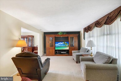 1649 Sherwood Rd, Reading, PA 19610 - photo 3