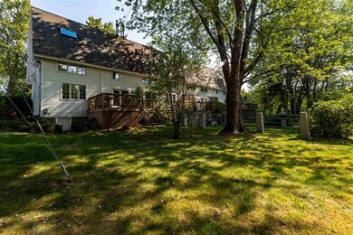 2 Farmhouse Ln unit 5, Wolfeboro, NH 03894 - photo 3