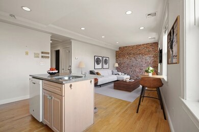 454 Hanover St unit 3, Boston, MA 02113 - photo 6
