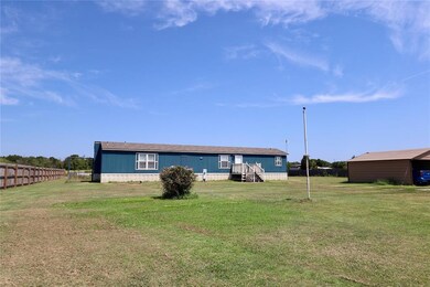 106 Sooner Rd, Shawnee, OK 74804 - photo 2