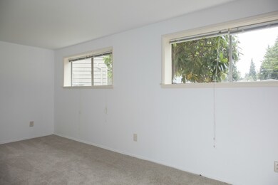 8307 215th St SW, Edmonds, WA 98026 - photo 5