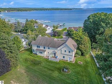 121 C and O Club Dr, Charlevoix, MI 49720 - photo 2