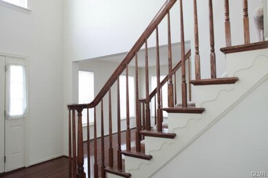 7024 Hearth Ln, Macungie, PA 18062 - photo 5