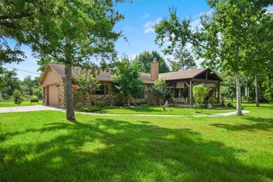 1880 Whila Way, Alvin, TX 77511 - photo 2