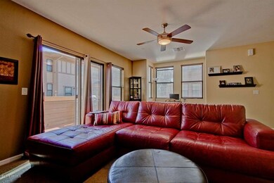 Family room 3