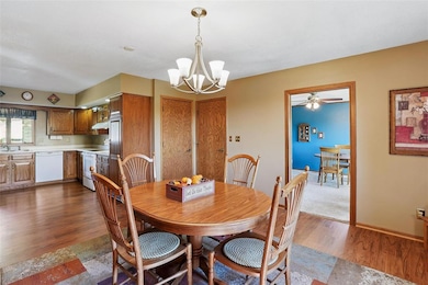 1503 S 16th Ave W, Newton, IA 50208 - photo 7