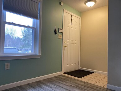 182 Bartemus Trail unit U58, Nashua, NH 03063 - photo 6