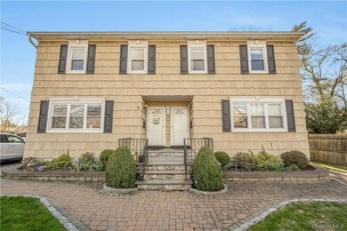 570 N Barry Ave unit left, Mamaroneck, NY 10543 - photo 2