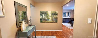 54 Lawrence Dr unit D, White Plains, NY 10603 - photo 2