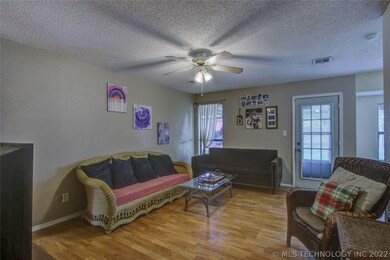 442 W 149th Place S, Glenpool, OK 74033 - photo 4