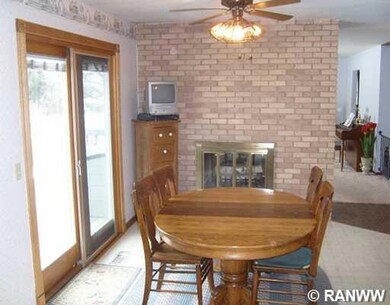 2103 Folsom St, Eau Claire, WI 54703 - photo 4