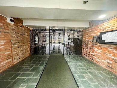 Georgian Condominiums unit 317, San Antonio, TX 78209 - photo 2