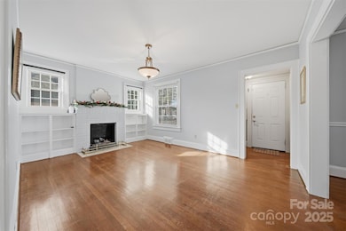 323 4th Street Place SW, Hickory, NC 28602 - photo 2