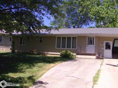603 S Jackson St, Osceola, IA 50213 - photo 2