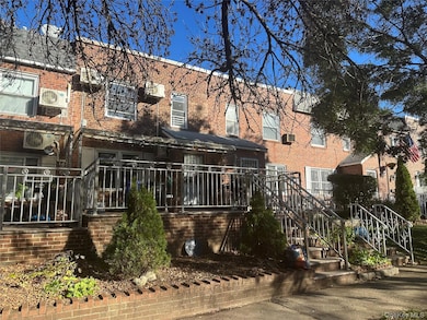 5849 206th St, Bayside, NY 11364 - photo 2