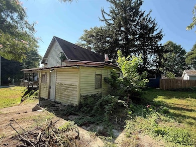 7 S Union St, Campbellsburg, IN 47108 - photo 3