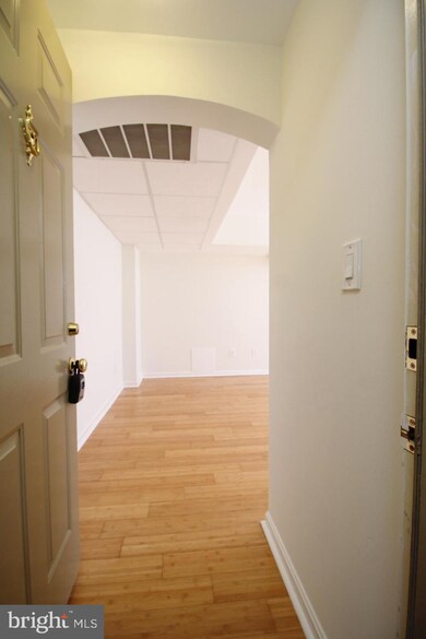 1736 N Queens Ln unit 3189, Arlington, VA 22201 - photo 2