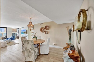 Quadomain South unit 1807, Hollywood, FL 33019 - photo 7