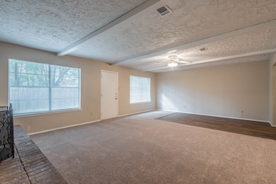 6015 Knotty Post Ln, Spring, TX 77373 - photo 5