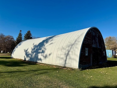 quonset exterior.jpg