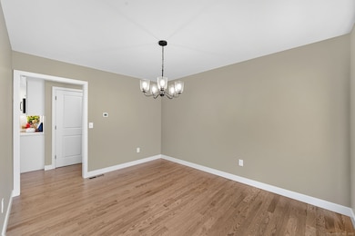 19 Mahoney Rd, East Windsor, CT 06088 - photo 4