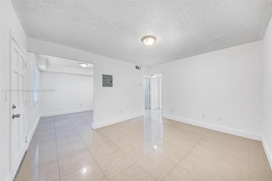 13251 Memorial Hwy unit 9, Miami, FL 33161 - photo 4