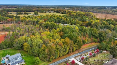 6918 My Lady's Way, Waxhaw, NC 28173 - photo 7