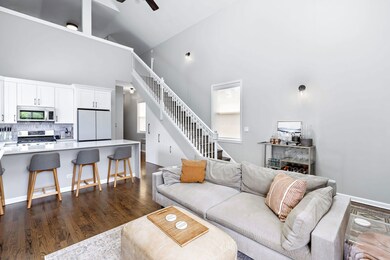 2649 N Southport Ave unit 3, Chicago, IL 60614 - photo 2