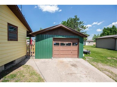 4 - Garage