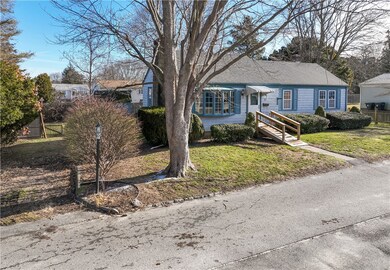 37 N Cornell Ave, Warren, RI 02885 - photo 3