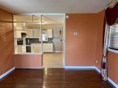 1547 Valley Rd, Bethlehem, PA 18018 - photo 6