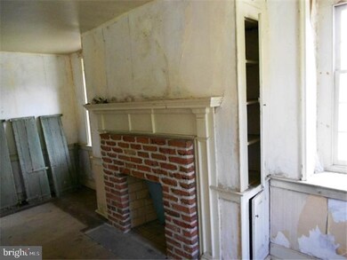 548 Manatawny St, Pottstown, PA 19464 - photo 6