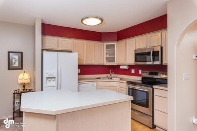 Kitchen_IMG_3840-SMALL