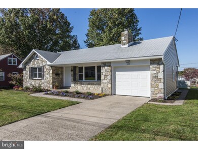 533 Lincoln Ave, Souderton, PA 18964 - photo 2