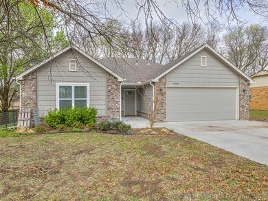 14888 S Birch St, Glenpool, OK 74033 - photo 2