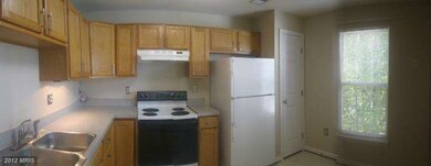 7503 Calderon Ct unit 236, Alexandria, VA 22306 - photo 3
