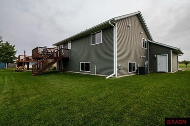 1136 Heron Dr, Mankato, MN 56001 - photo 5