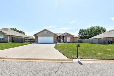2407 Whispering Pine Blvd, Shawnee, OK 74804 - photo 2