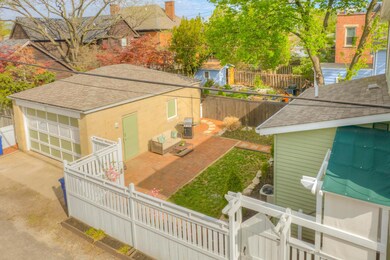 661_663 Beech St MLS_5