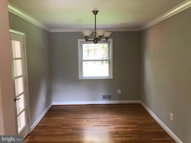 2701 Lorcom Ln, Arlington, VA 22207 - photo 4