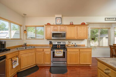 3801LettyCir-7